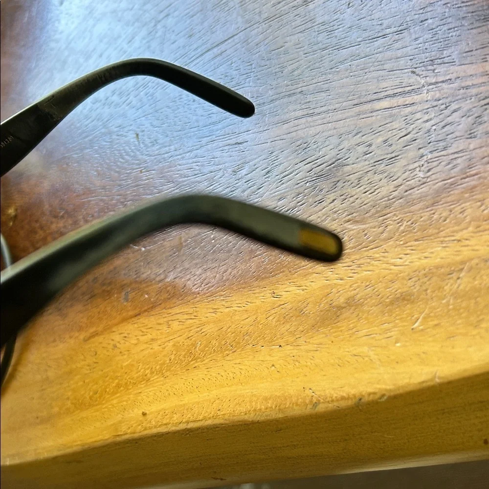 Cartier Vintage Classic Oval Black Reading Glasses !!